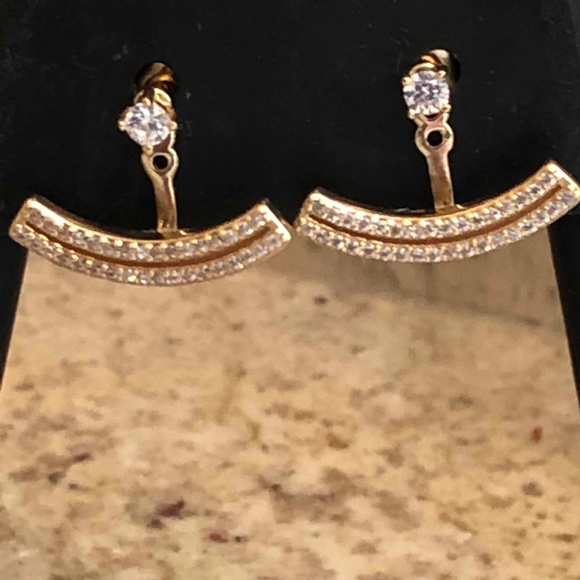 Gold Crescent Ear Jackets - Picture 2 of 4